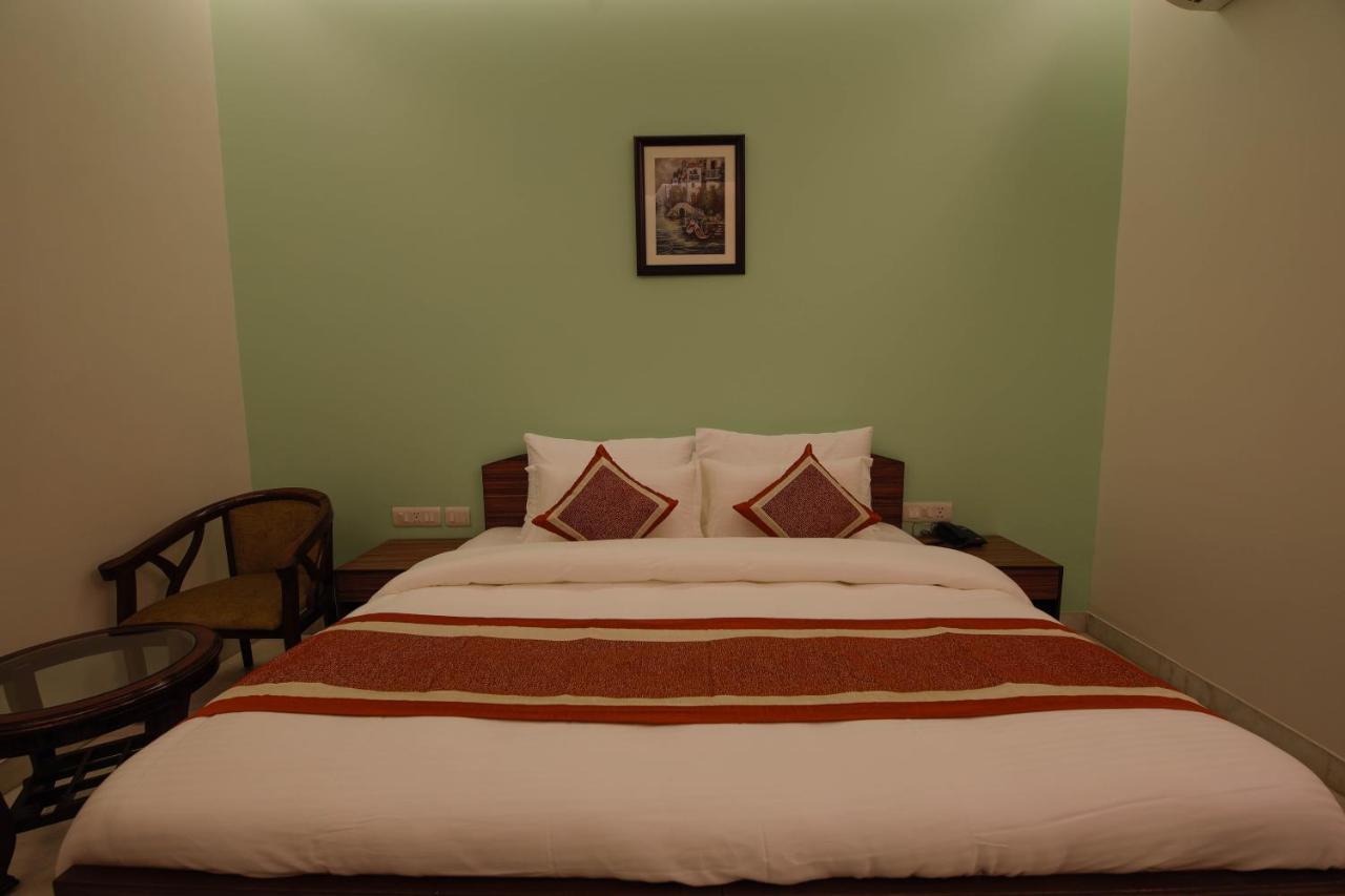 Peepal Tree Residency Bed and Breakfast Νέο Δελχί Εξωτερικό φωτογραφία